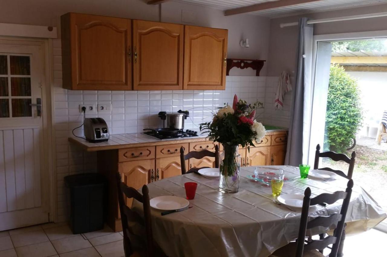 Le Petit Cottage Entre Village Et Mer Trelevern Экстерьер фото